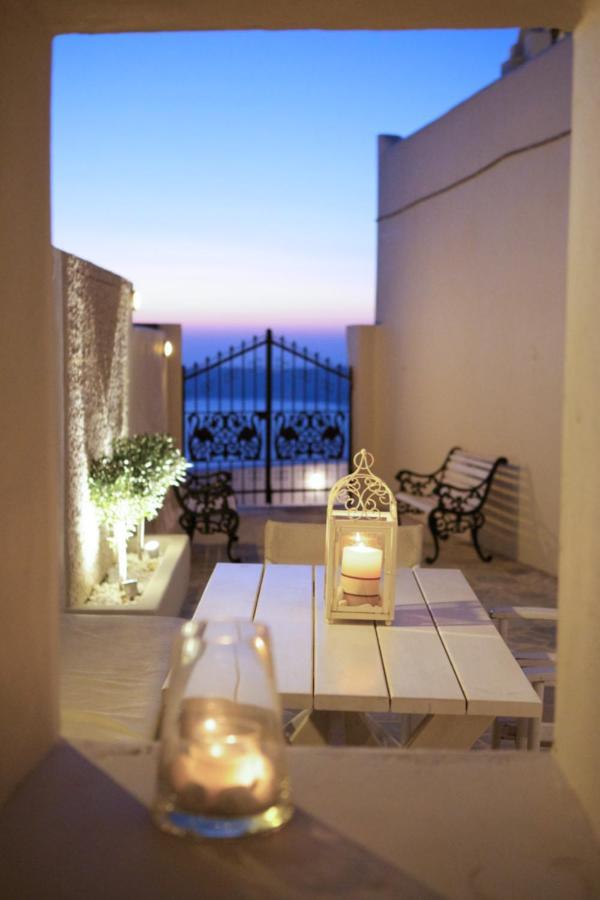 Sunset View Villa Santorini - With Outdoor Jacuzzi Firostefani Zewnętrze zdjęcie
