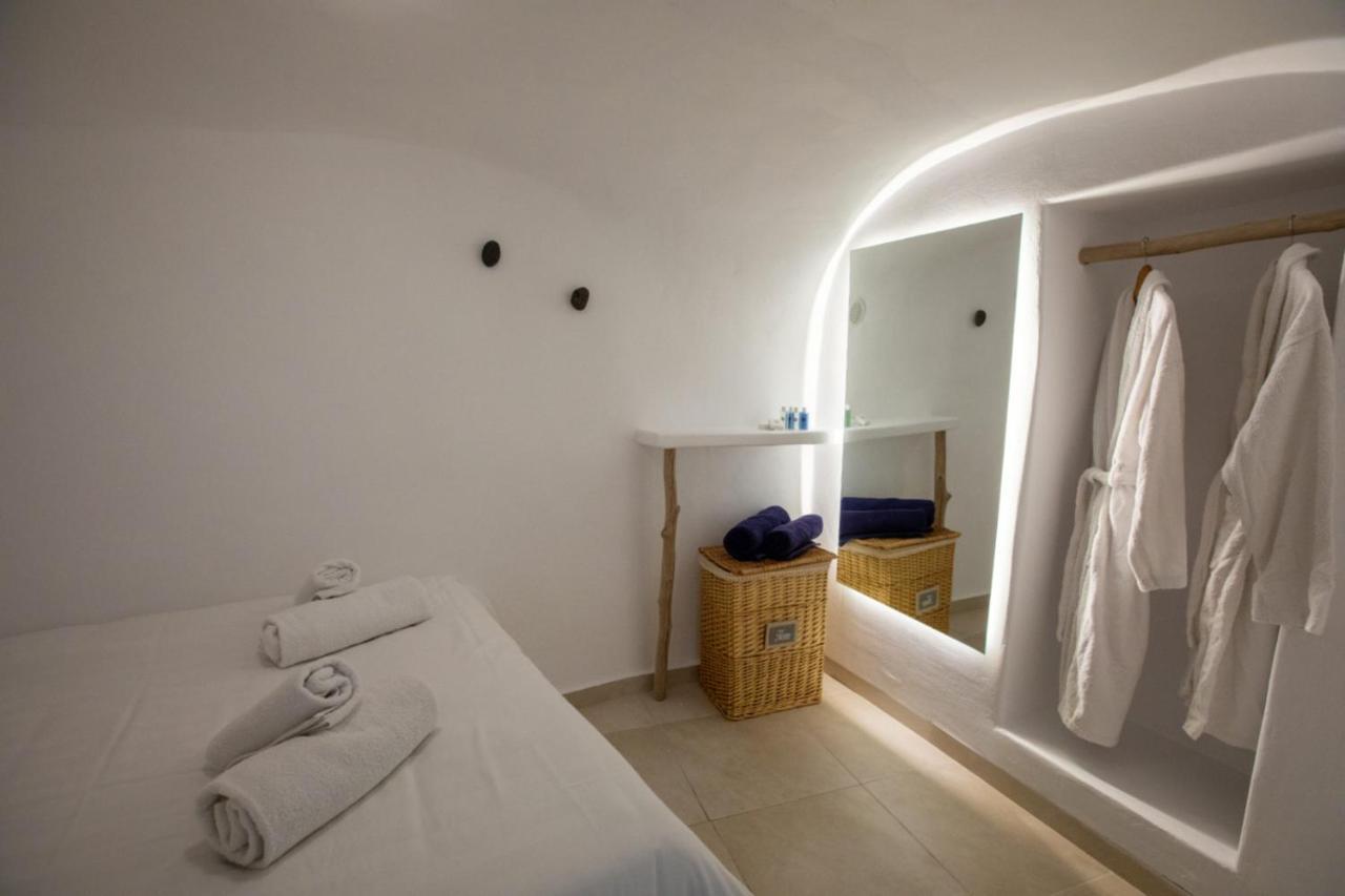 Sunset View Villa Santorini - With Outdoor Jacuzzi Firostefani Zewnętrze zdjęcie